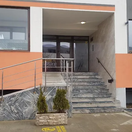 Eme Apartments 2-2