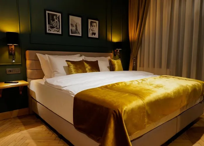 Leon S Place Brasov